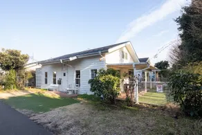 The only accommodation in Johnson Town | Stay with your family and dog | Private rental - Image 2