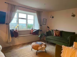 Boutique, weaver’s cottage. Views - Image 5