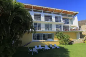 Kristal Luxe House - Image 2