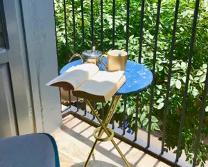 Downtown/PRIVATE BALCONY/FAST WIFI/4 GUESTS - Image 4