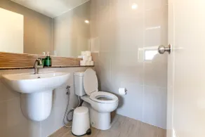 Rama2 Soi 50/3BR Lux Cozy Home/Parking - Image 4
