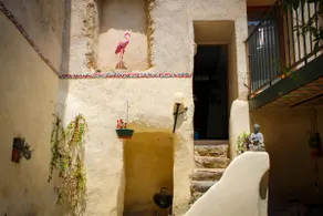 Atypical gîte in an 18th century house - Image 5
