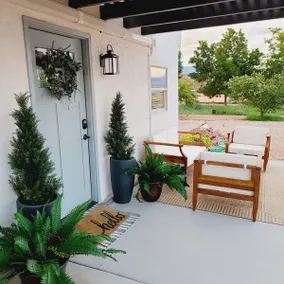Farmhouse Flat w/ private hot tub - Image 4