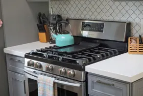 The not so tiny, tiny house (with private laundry) - Image 4