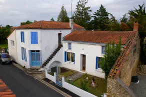 Spacious country house 30 minutes from Puy du Fou - Image 2