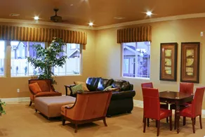 Cedar Getaway - Hot Tub, Private Sauna, Pool-Pong! - Image 4