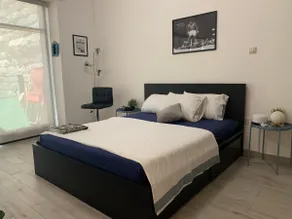 Fully Equipped Modern Cozy 65m2 Flat in Dubai - Image 5
