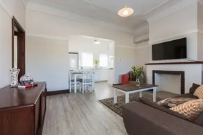 Cottesloe Art Deco Villa Great Location - Image 2