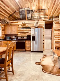 Fly Reel Cabin w/ hot tub - Image 3