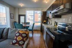 Penthouse 2BR Suite & Terrace | Walk to Old Port - Image 3