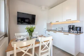 Ambria Apartments Summer - Image 4