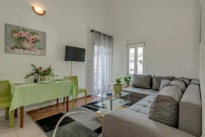 Apartmani Silvana - Cute seaside apartment - Image 4