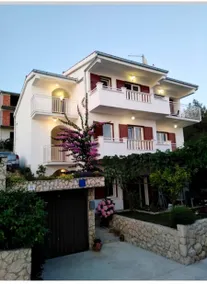 Apartment In Trogir - Image 5