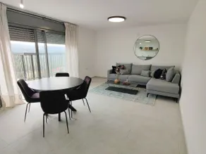 Luxury 3 Bedroom Condo With A Beautiful View - Image 2