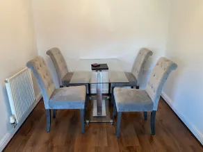 Spacious house in Hertfordshire - free parking - Image 4