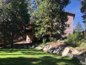 Large Comfy Family Mountain Chalet - Image 2