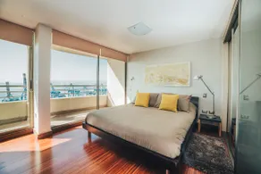 Spectacular panoramic view of the bay. - Image 3
