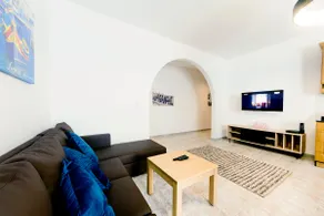 Central 3 Bedroom Entire Apartment Msida - Image 3