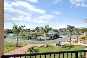Fortebello townhouse w/ pool, BBQ & backyard - Image 2