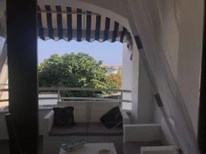 Three-room beachfront apartment in Caletta Sardinia - Image 2