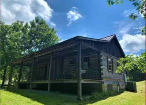 The Evergreen Cabin at Second Creek; Ronceverte WV - Image 4
