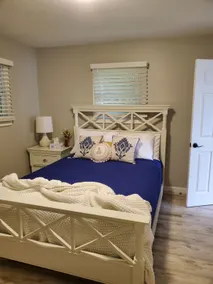 Bayfront Cottage - Image 4