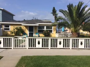 C-Ocean view, steps to beach and Village, sleep 4 - Image 3