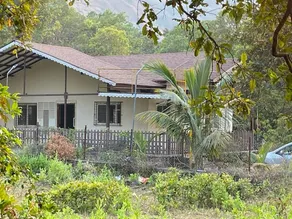 Paradise Farm House - Image 1