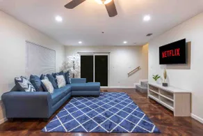 ⛰The Aspen King Size Bed Fast WiFi Central Comfy💎 - Image 3