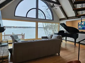 Great Lakefront Retreat:Build your Best Memories - Image 2