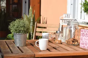 Cozy studio with large outdoor terrace - Image 2