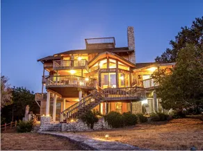 Ultimate Waterfront Escape Lake Travis, Austin TX! - Image 1
