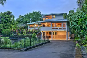Best Hilo Location- Oceanfront at beach park. A/C - Image 2