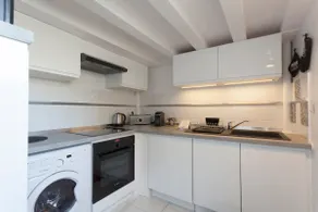 -10% Loft - 4 people Montpellier Center with Garage - Image 5