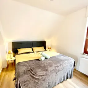 nice stylish apartment/Wi-Fi/free parking/Qsz-Bed - Image 3