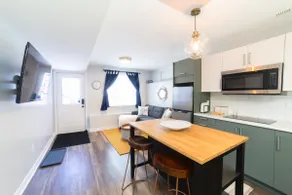 Brand New & Modern - The Sweet Bedford Suite - Image 5