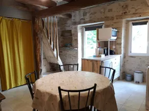 Renovated stone house, quiet in the countryside - Image 3