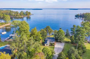 Lake Murray Family Retreat | BIG Water Views - Image 3