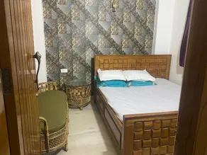 Fully furnished luxury apartment in prime location - Image 5