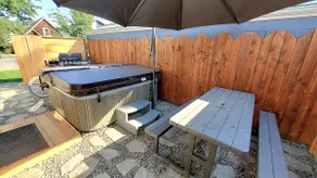 Sanders Beach stylish dwtn getaway spa fire table - Image 3