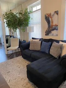 2BDRM Executive Suite mins from Downtown w/parking - Image 5