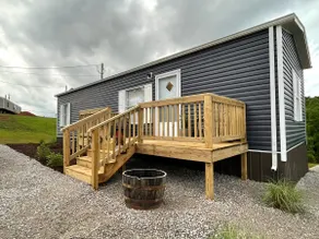 On Lake Time Cottage- Lake Cumberland- Clearwater - Image 2