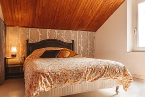 Pleasant townhouse in the village square. - Image 2