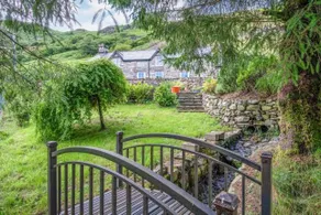A Luxurious Snowdonia Retreat - Sleeps upto 10 - Image 3
