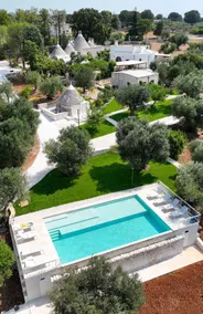 Deluxe Lamia Angelo with Tub & Pool - Portico - Image 5