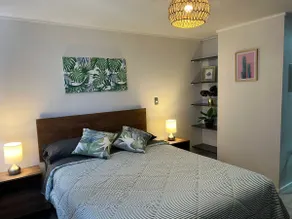 Modern apartment steps from Movistar Arena and Caupolitan - Image 2