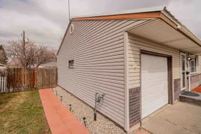 Modern Basement Bungalow - Image 4