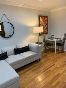 Condo In The Heart of Clayton - Image 4