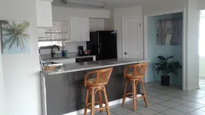 “Bungalow” at the Hideaway - Private & Water views - Image 4