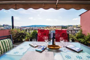 Downtown Gem: Private Roof Terrace & City Views - Image 3
